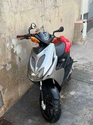 Yamaha Aerox 49cc Scooter