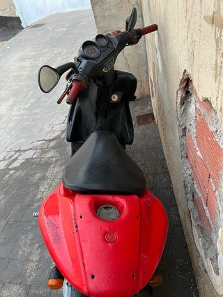 Yamaha Aerox 49cc Scooter