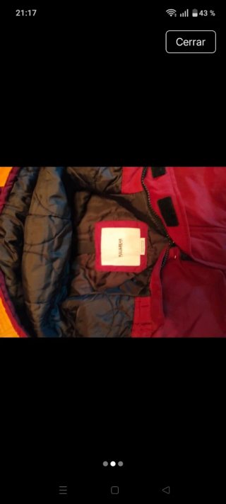 Canguro Pull and Bear color granate