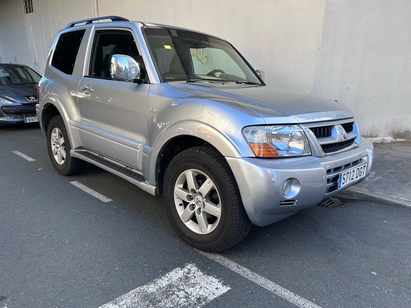 Mitsubishi Montero 2005 - foto 1