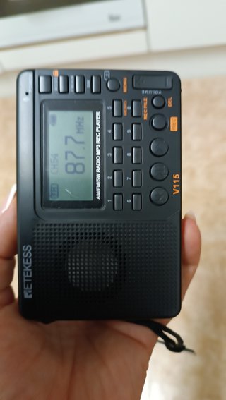 Radio Portátil Retekess V115 AM/FM/SW MP3