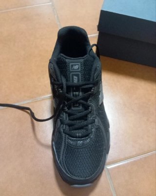 New Balance 740 Black Cement