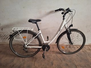 Bicicleta de paseo Lapierre blanca