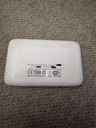 MODEM portátil 4G R216-Z con batería