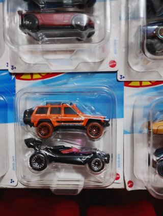 Set 2 Hot Wheels