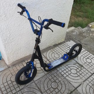 Patinete Mongoose Expo Scooter
