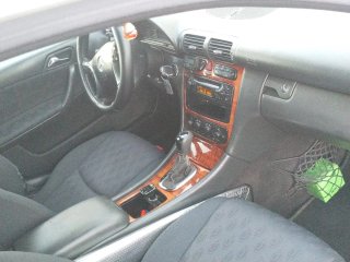 Mercedes-Benz Clase C 2006