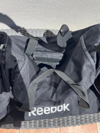 Bolsa de deporte Reebok negra