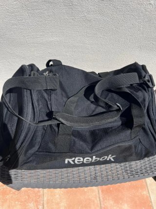 Bolsa de deporte Reebok negra