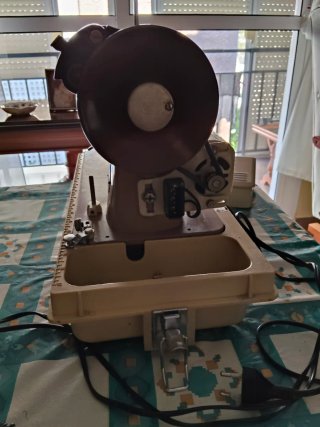 Máquina de coser Singer vintage