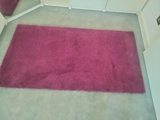 Alfombra violeta de poliéster