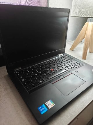 Portátil Lenovo L13 Negro