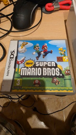 Nintendo DSi XL Edición 25 Aniversario Mario