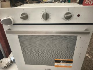Horno Indesit blanco