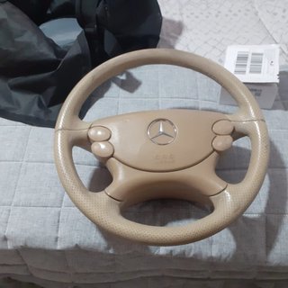 Volante Mercedes Beige cls 320 CDI.  Con lebas