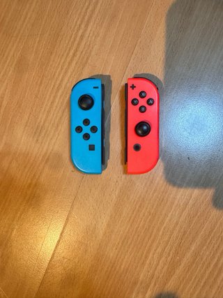 Nintendo Switch completa + Joy-Con + dock + funda