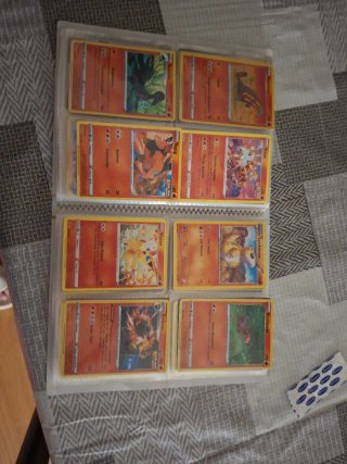 Album Pokémon con cromos
