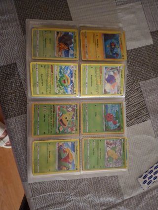 Album Pokémon con cromos