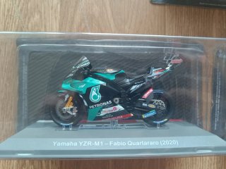 Pack 3 maquetas motos competición
