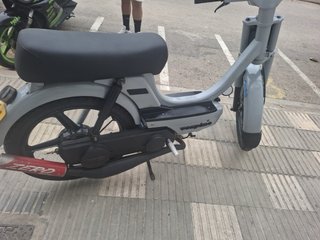 Vespino gris - 175508 km