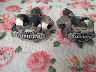 Pedales Shimano automáticos