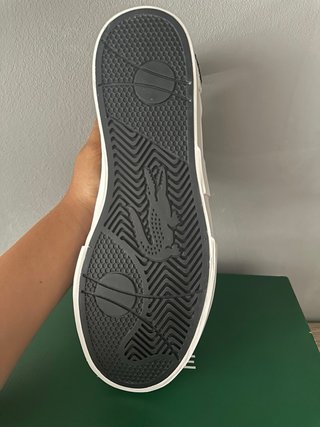 Zapatillas Lacoste Negras y Blancas