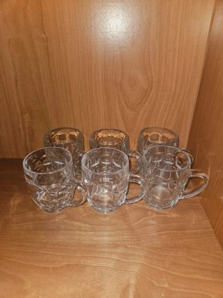 6 jarras de cristal pequeñas