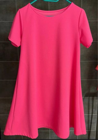 Vestido Evasé corto fucsia talla L
