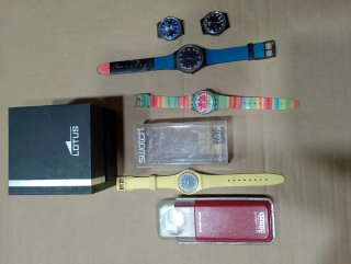 Lote Swatch: 3 Orologi e Accessori