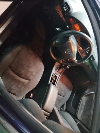 Mercedes-Benz Clase C 2004