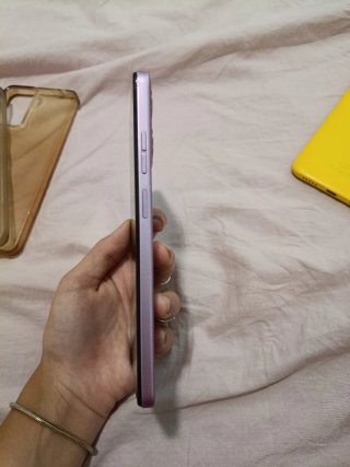 Pacchetto di 2 telefoni: Motorola Moto G24 + POCO C40