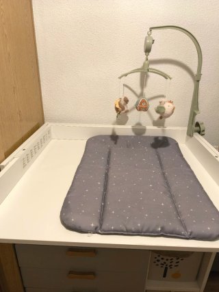 Cómoda cambiador Smastad IKEA. URGE VENTA