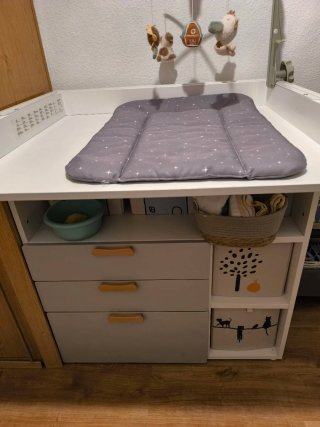 Cómoda cambiador Smastad IKEA. URGE VENTA