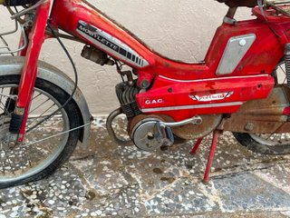 Mobylette G.A.C. para restaurar