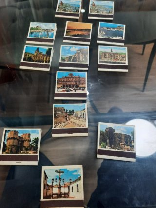Scatole di fiammiferi con viste
