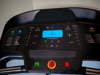Cinta de correr Domyos T540C plegable.