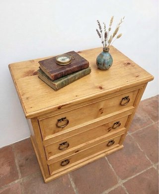 Cómoda madera maciza restaurada a tu gusto