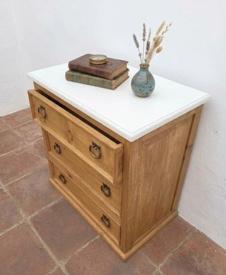 Cómoda madera maciza restaurada a tu gusto