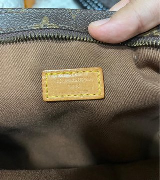 Pochette Louis Vuitton Monogram