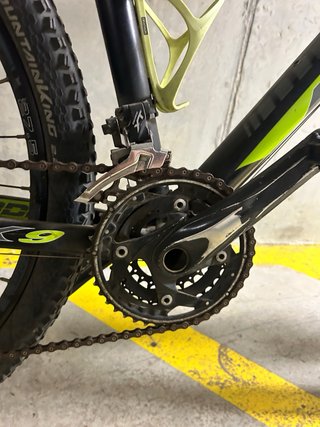 Bicicleta de Montaña Negra y Verde