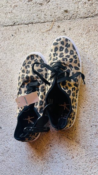 Zapatillas deportivas leopardo talla 38