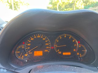 TOYOTA AVENSIS- FUNCIONA TODO,CON ITV Y ETIQUETA¡¡