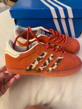 Adidas Gazelle x Disney Jessie Nuevas