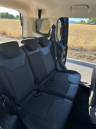 Ford Tourneo 2022