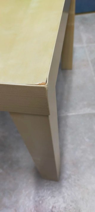 Mesa baja de madera Ikea
