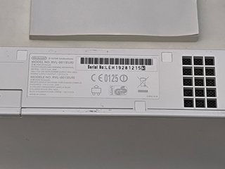 Lote Nintendo Wii Blanca con Accesorios y Juegos