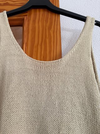 Top de tirantes de punto beige