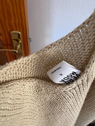 Top de tirantes de punto beige
