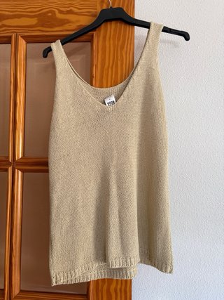 Top de tirantes de punto beige
