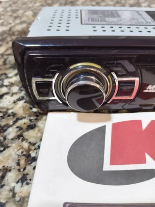 Radio de coche para pendrive. Lk